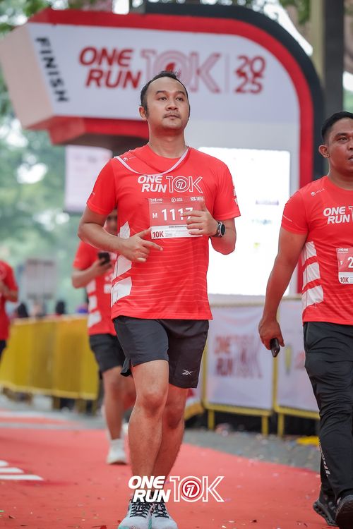 Race photo from ONE RUN 10K 2025