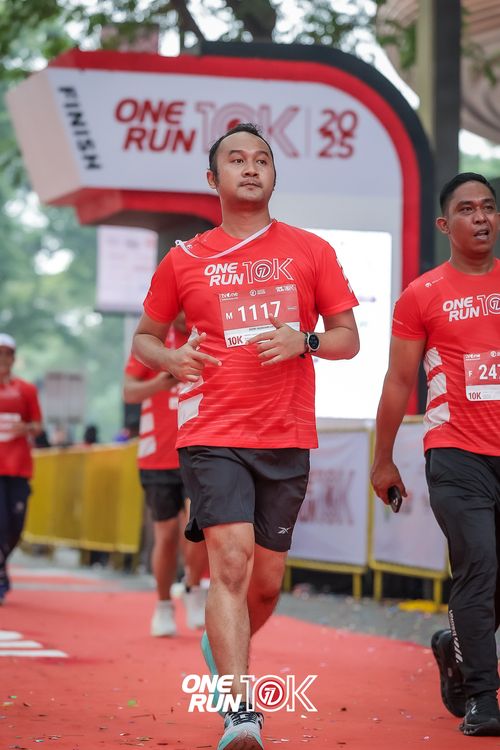 Race photo from ONE RUN 10K 2025