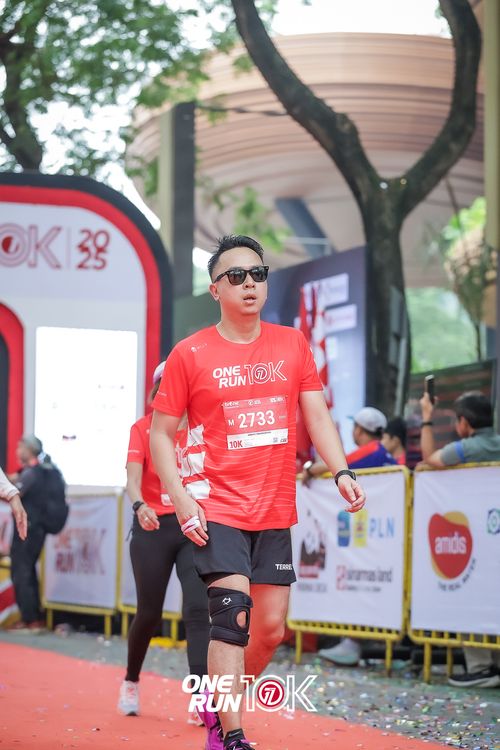 Race photo from ONE RUN 10K 2025