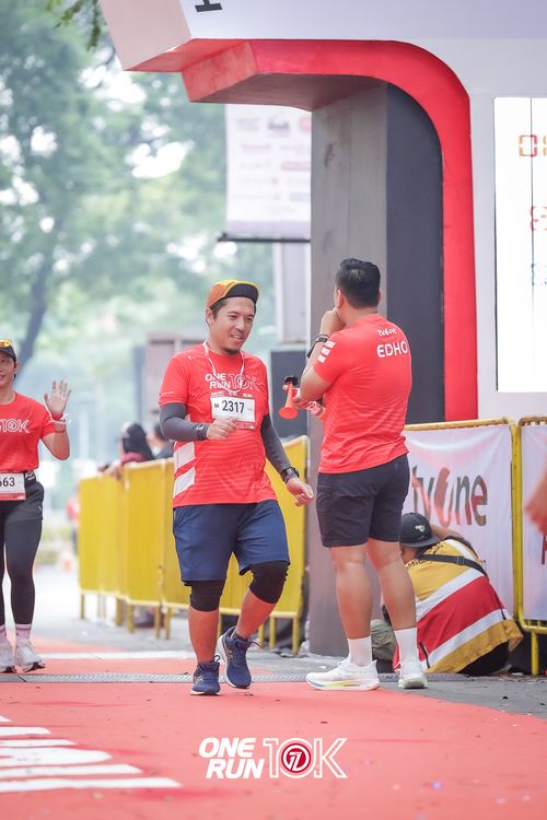 Race photo from ONE RUN 10K 2025