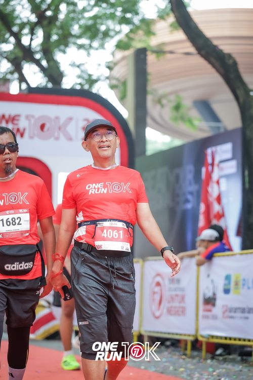 Race photo from ONE RUN 10K 2025