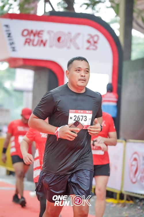 Race photo from ONE RUN 10K 2025