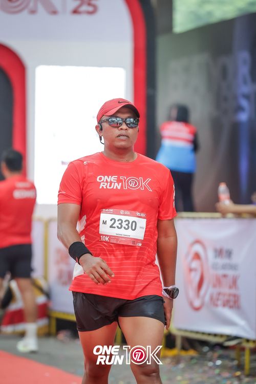 Race photo from ONE RUN 10K 2025