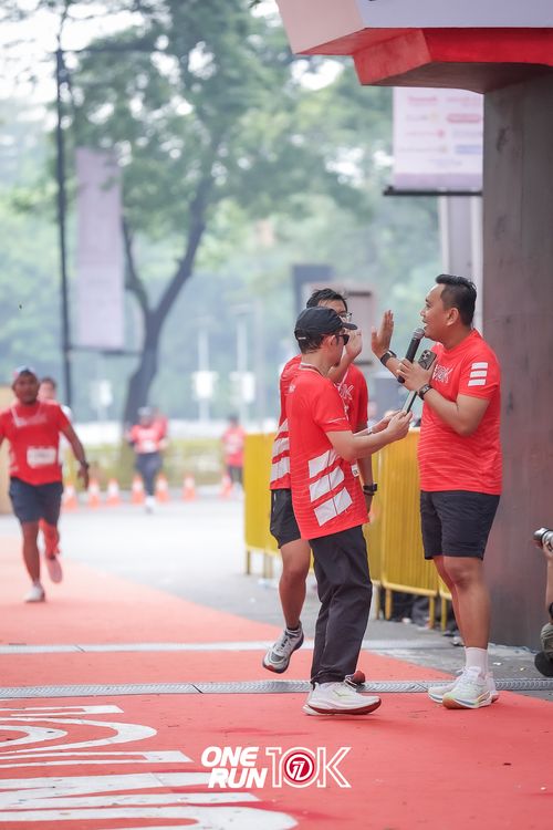 Race photo from ONE RUN 10K 2025