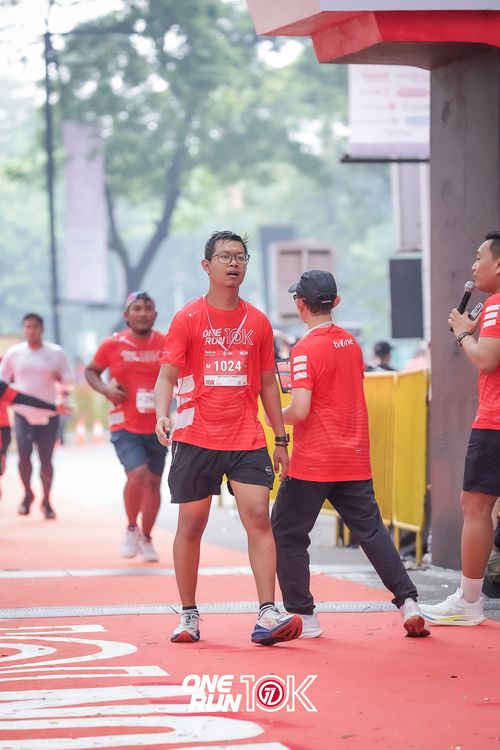 Race photo from ONE RUN 10K 2025