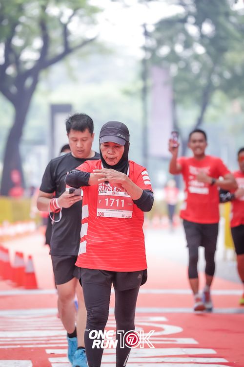 Race photo from ONE RUN 10K 2025