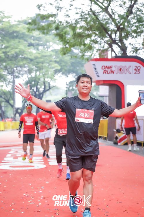 Race photo from ONE RUN 10K 2025
