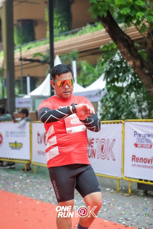 Race photo from ONE RUN 10K 2025