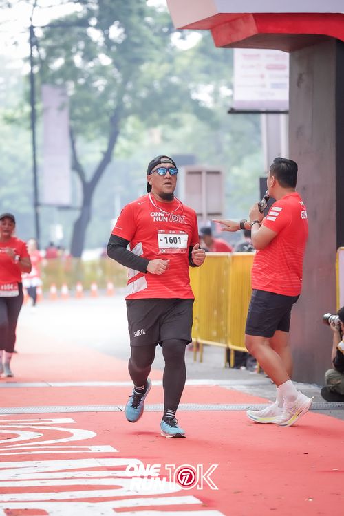 Race photo from ONE RUN 10K 2025