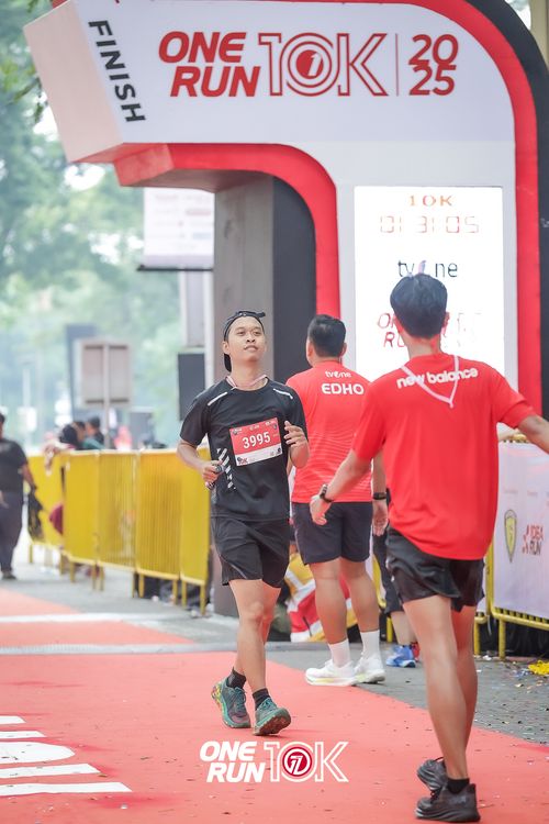Race photo from ONE RUN 10K 2025