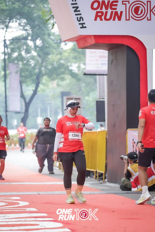 Race photo from ONE RUN 10K 2025
