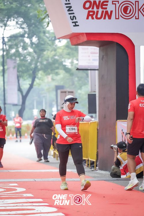Race photo from ONE RUN 10K 2025