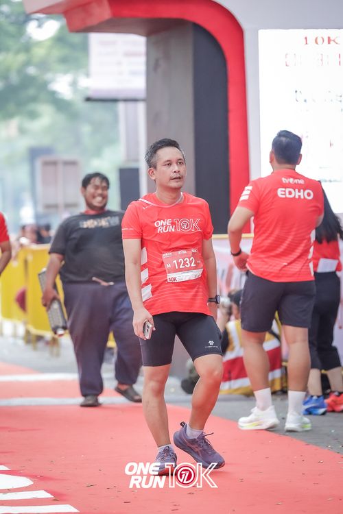 Race photo from ONE RUN 10K 2025