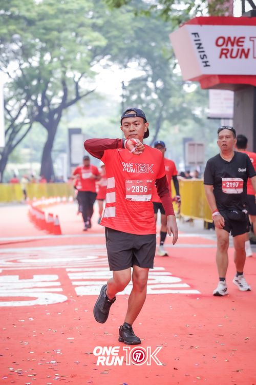 Race photo from ONE RUN 10K 2025