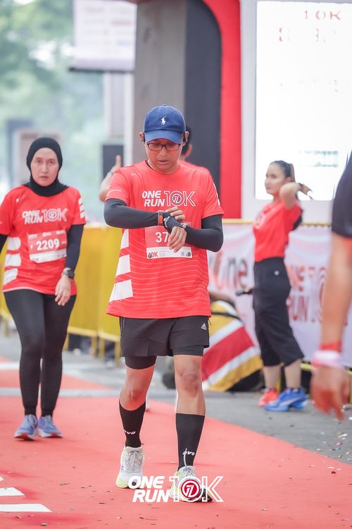 Race photo from ONE RUN 10K 2025
