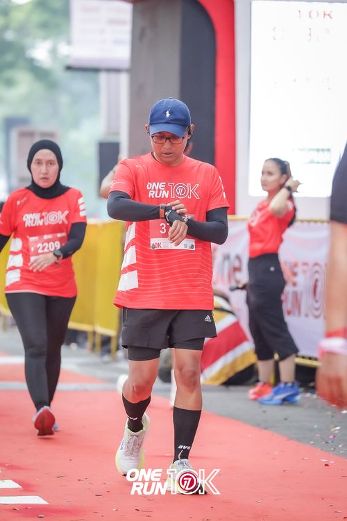 Race photo from ONE RUN 10K 2025
