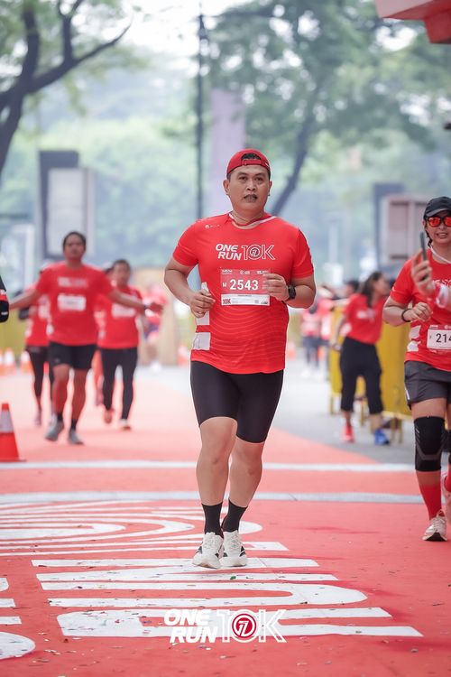 Race photo from ONE RUN 10K 2025