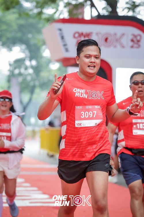 Race photo from ONE RUN 10K 2025