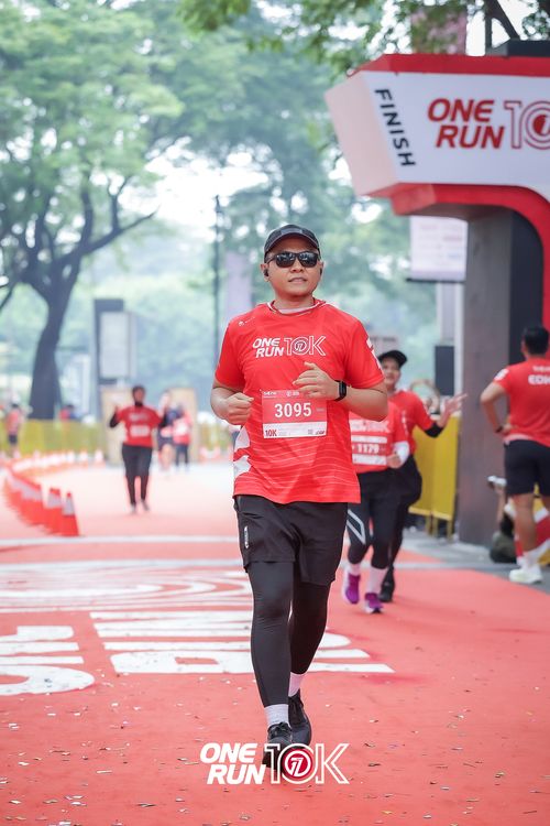 Race photo from ONE RUN 10K 2025