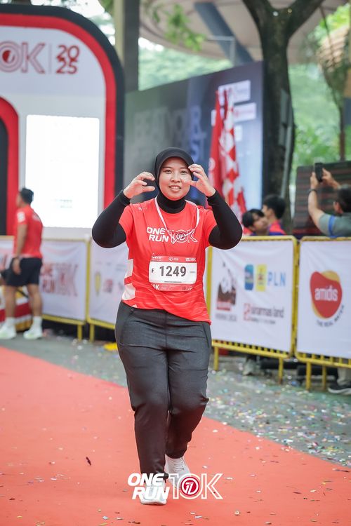 Race photo from ONE RUN 10K 2025