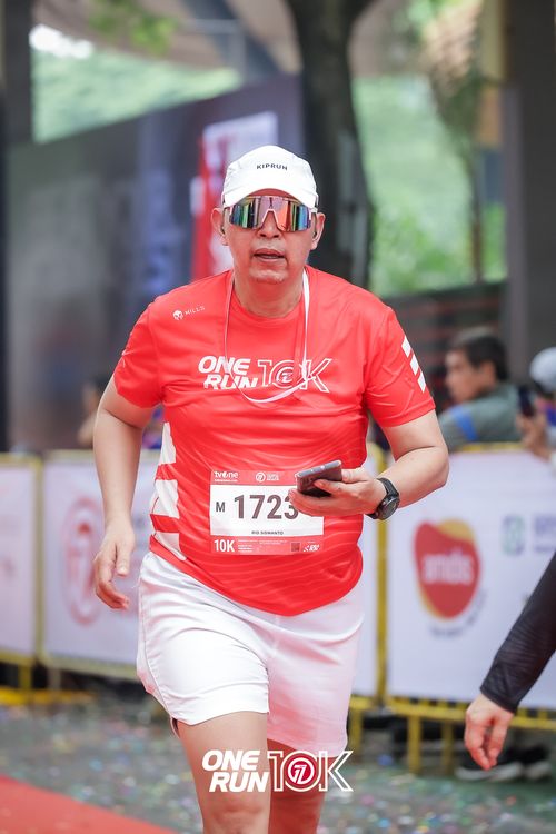 Race photo from ONE RUN 10K 2025