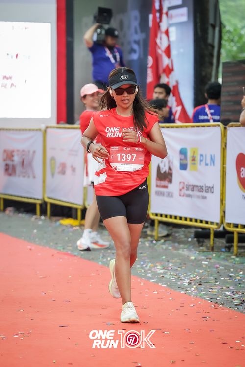 Race photo from ONE RUN 10K 2025