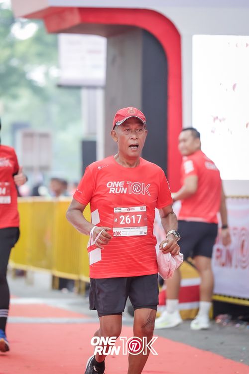 Race photo from ONE RUN 10K 2025