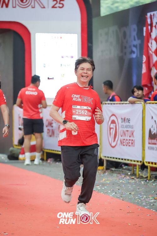 Race photo from ONE RUN 10K 2025