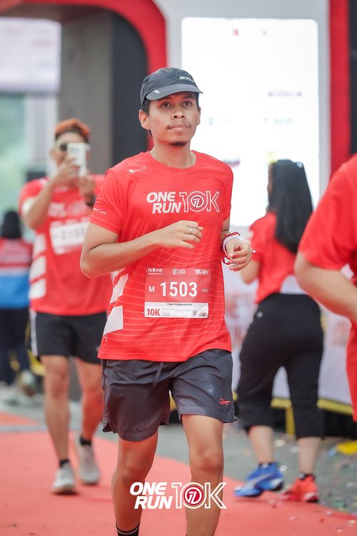 Race photo from ONE RUN 10K 2025