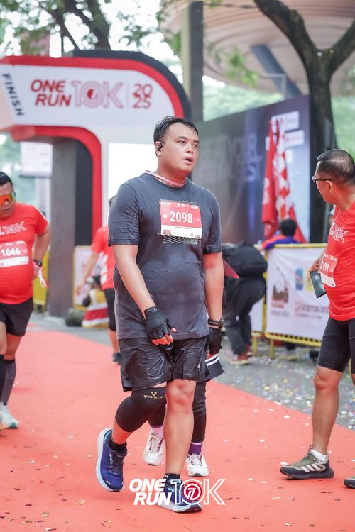 Race photo from ONE RUN 10K 2025