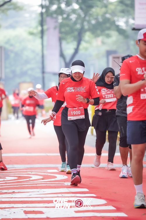 Race photo from ONE RUN 10K 2025