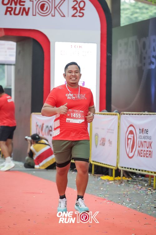 Race photo from ONE RUN 10K 2025