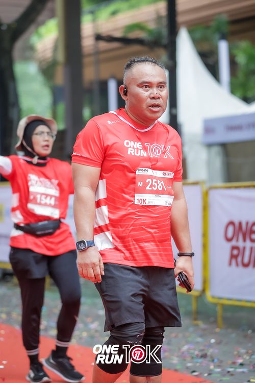 Race photo from ONE RUN 10K 2025