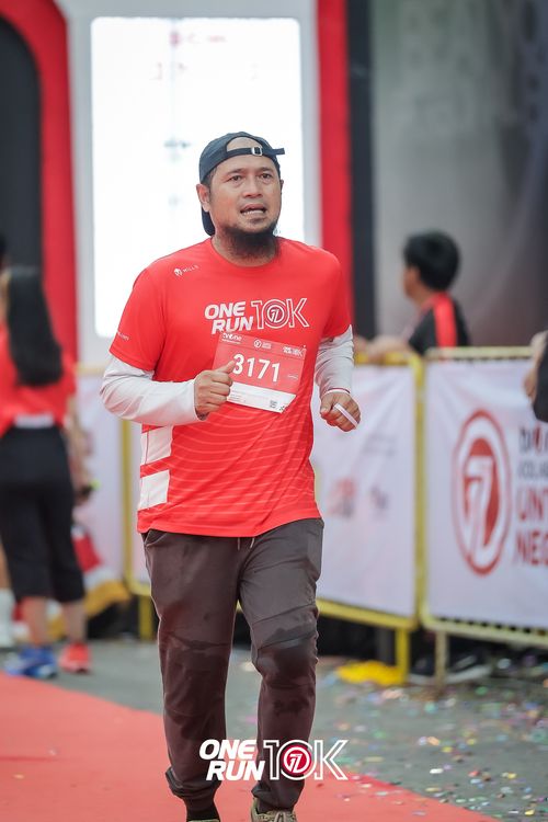 Race photo from ONE RUN 10K 2025