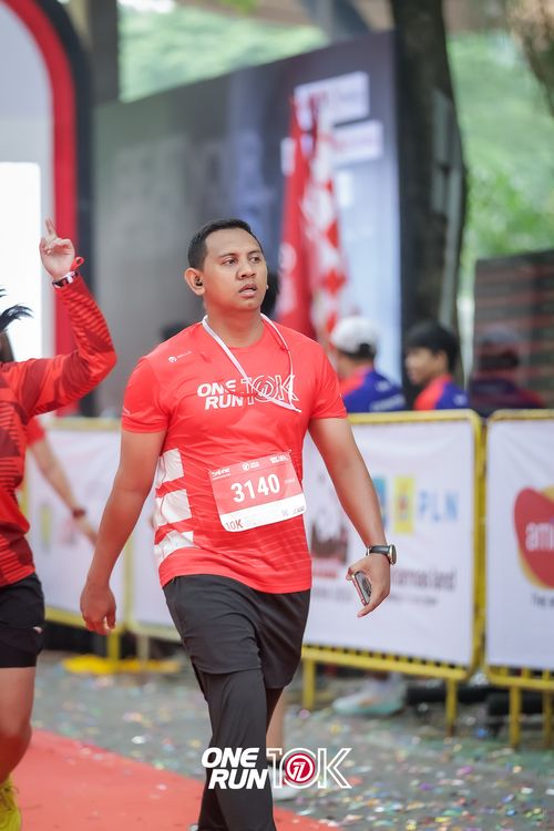 Race photo from ONE RUN 10K 2025