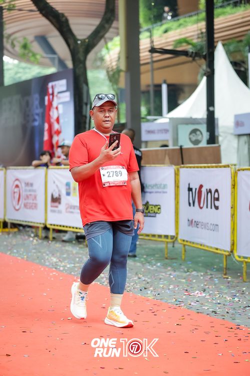 Race photo from ONE RUN 10K 2025