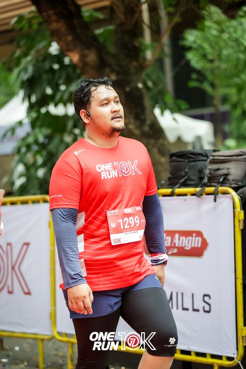 Race photo from ONE RUN 10K 2025