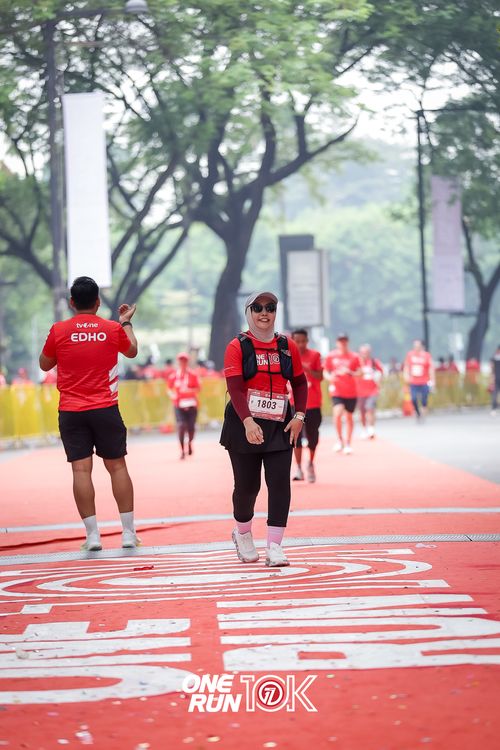 Race photo from ONE RUN 10K 2025
