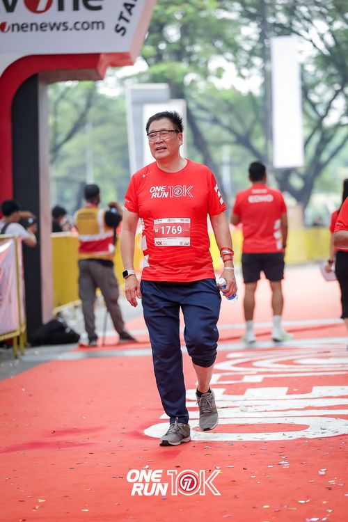 Race photo from ONE RUN 10K 2025