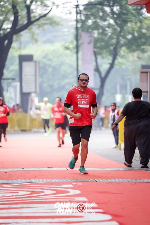 Race photo from ONE RUN 10K 2025