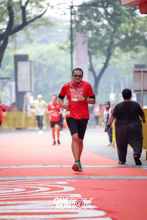 Race photo from ONE RUN 10K 2025