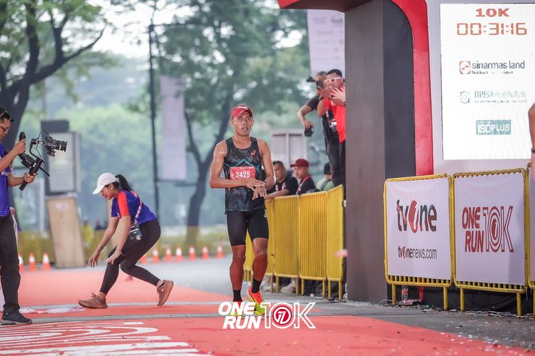 Race photo from ONE RUN 10K 2025