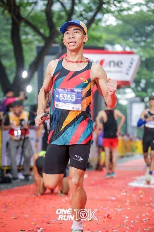 Race photo from ONE RUN 10K 2025