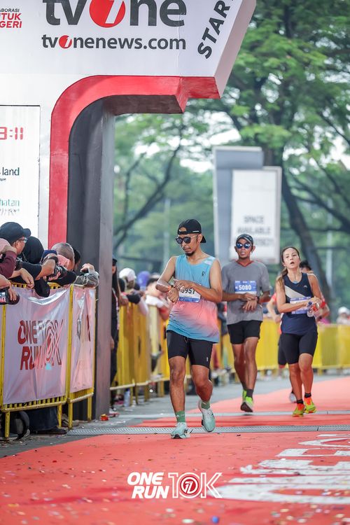 Race photo from ONE RUN 10K 2025