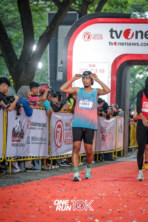 Race photo from ONE RUN 10K 2025