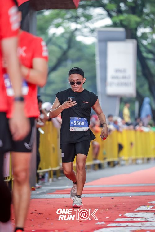 Race photo from ONE RUN 10K 2025