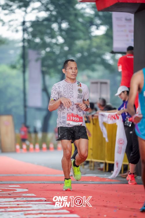 Race photo from ONE RUN 10K 2025