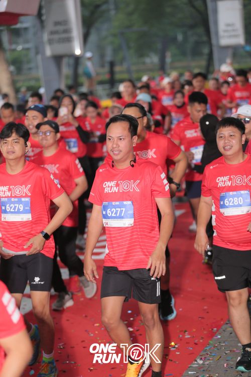 Race photo from ONE RUN 10K 2025