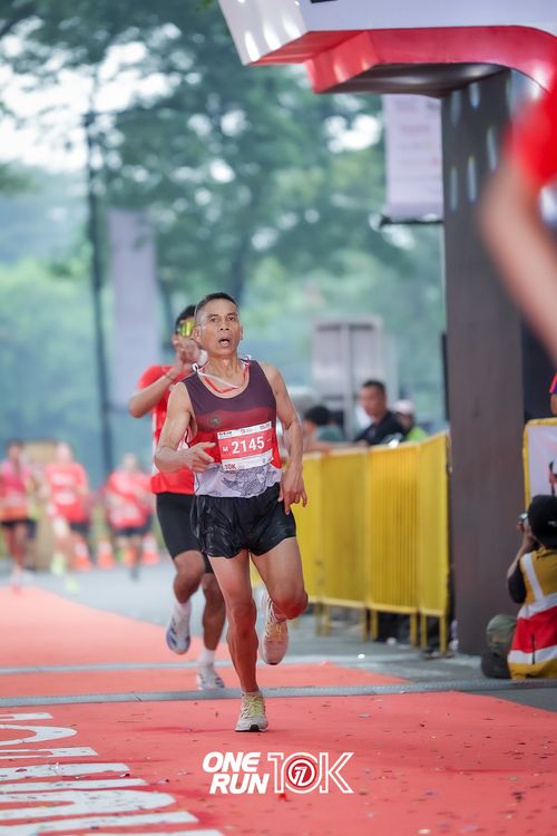 Race photo from ONE RUN 10K 2025