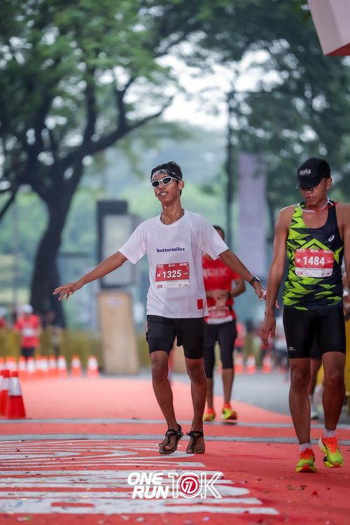 Race photo from ONE RUN 10K 2025